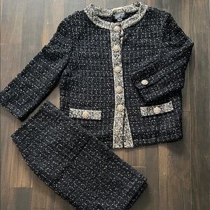 St. John Couture Black and gold tweed 2pc suit  size 14